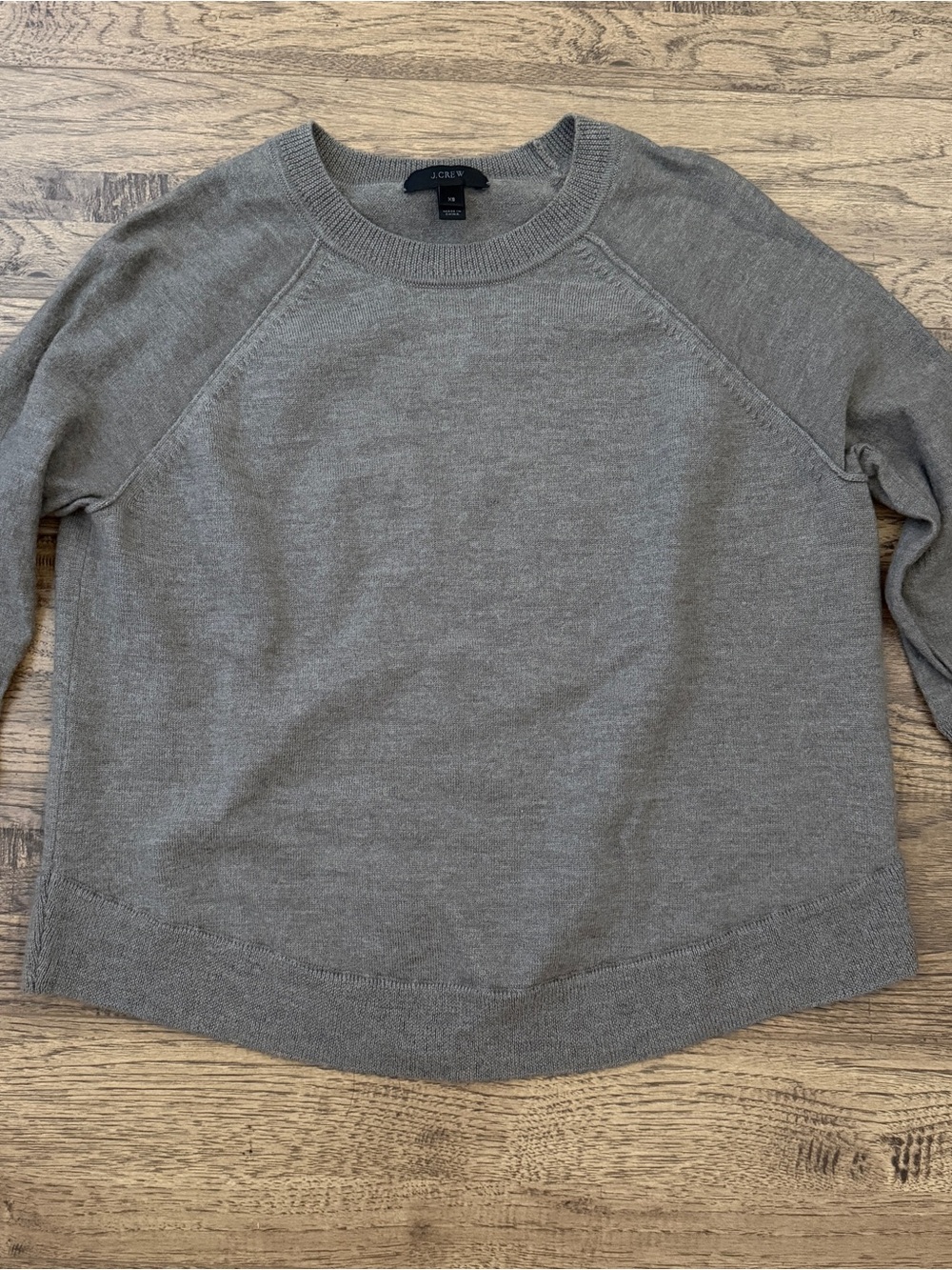 $88 J. Crew 100% Merino Crewneck Sweater, Top, XS, Taupe